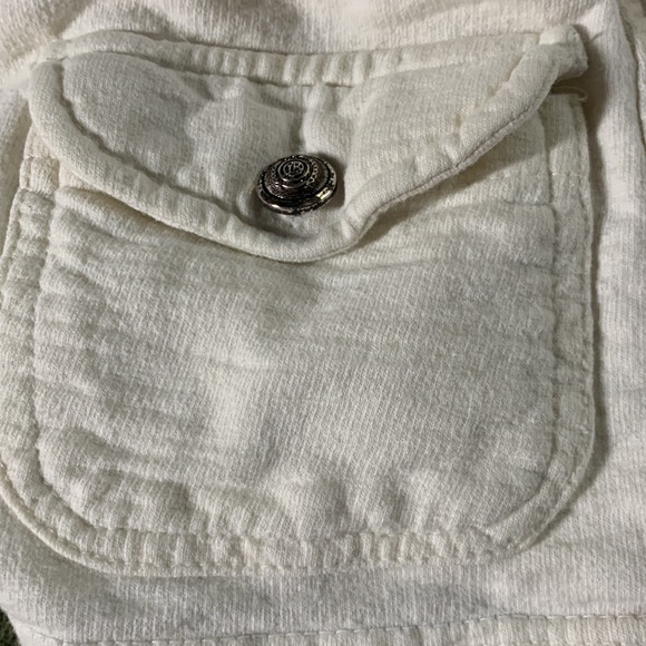 BROW.NY. Cream colored jacket. 3/4 sleeves.  Size L. Chest approx. 19 inches. - Picture 10 of 10